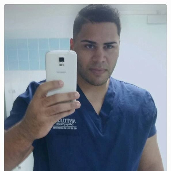 Meet your Posher, Ramon - Picture 1 of 1